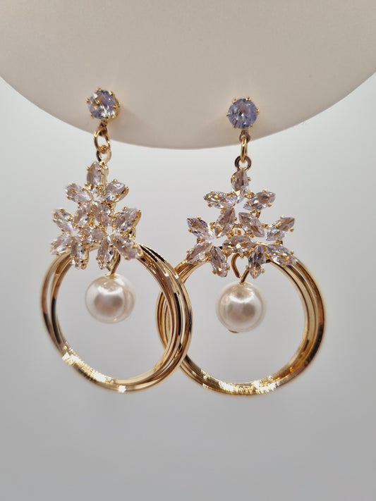 Pearl Hoop Dangler