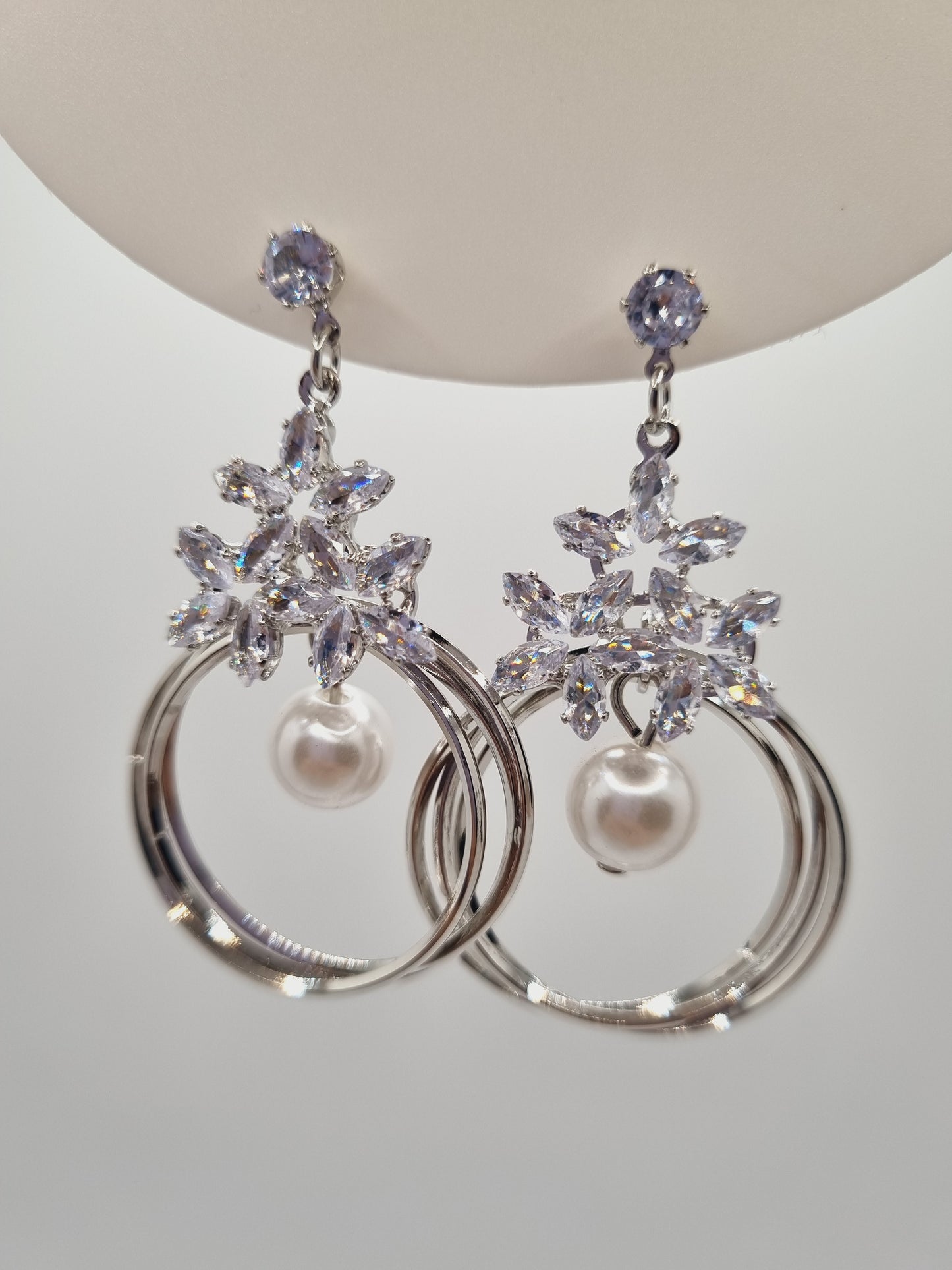 Pearl Hoop Dangler