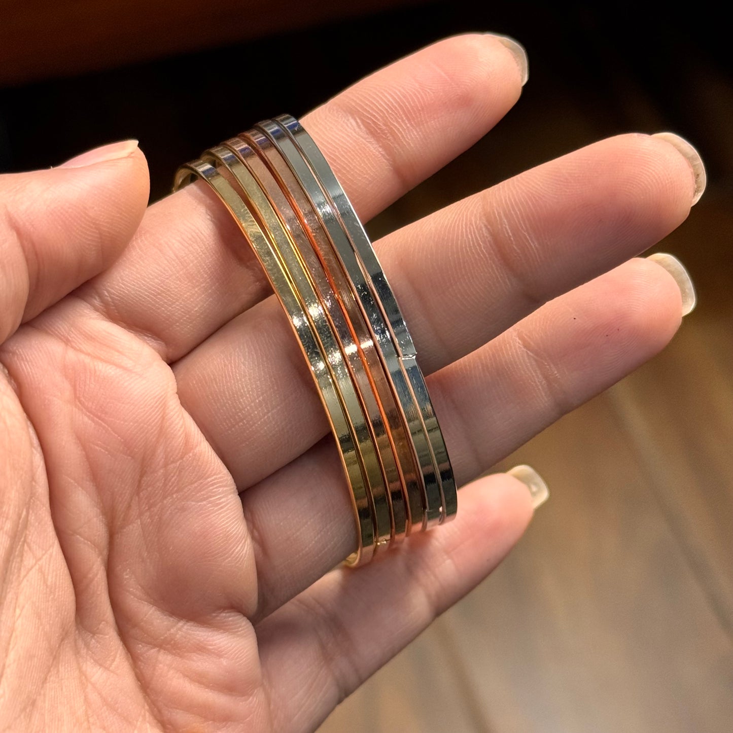 Tri Tone Flat Bands