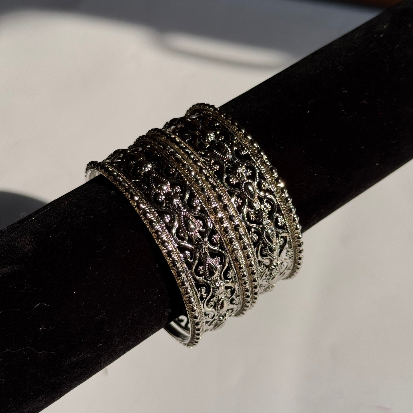 Zahra Antique Bangles