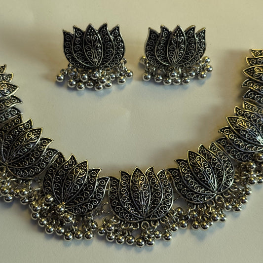 Nilofar Lotus Set