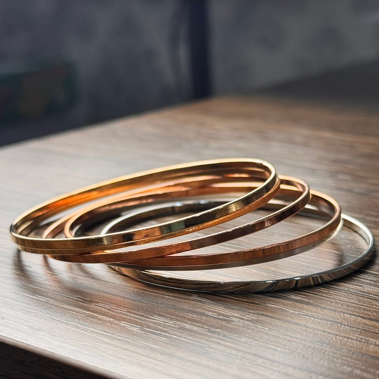 Tri Tone Flat Bands